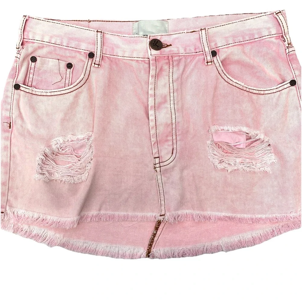 One Teaspoon Pink Denim Mini Skirt Button Fly Sz 30 Fray Hem Pockets 100% Cotton